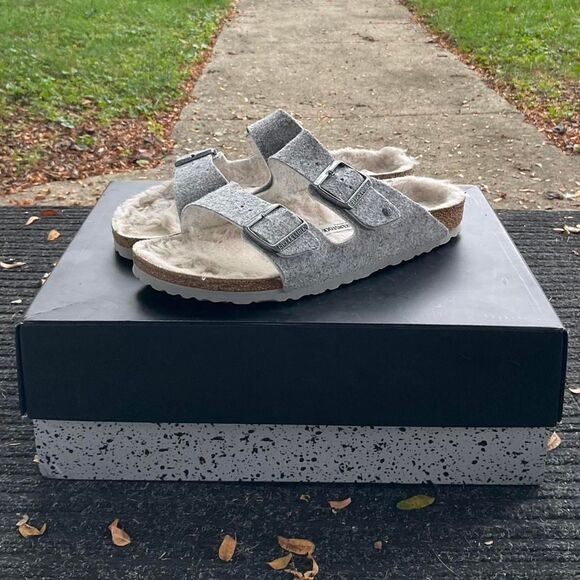 Authentic Birkenstock Fur Lined Arizona Sandals - Picture 1 of 3